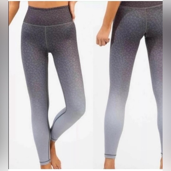 Zyia Active Gray Ombré Leopard Cheetah Print‎ High Tight Leggings High Rise Sz 4 - Picture 1 of 5